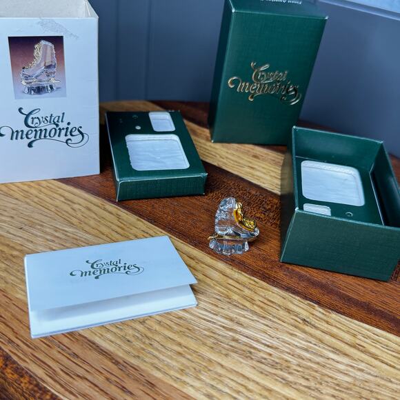 Swarovski Crystal Memories Ice Skate Gold Lace Blade on Ice Block Original Box - Picture 1 of 8